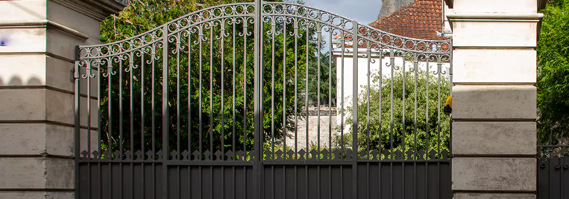 Wooden Swing Gate Repair in Oakville, ON